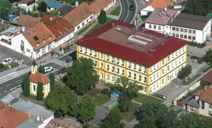škola nová